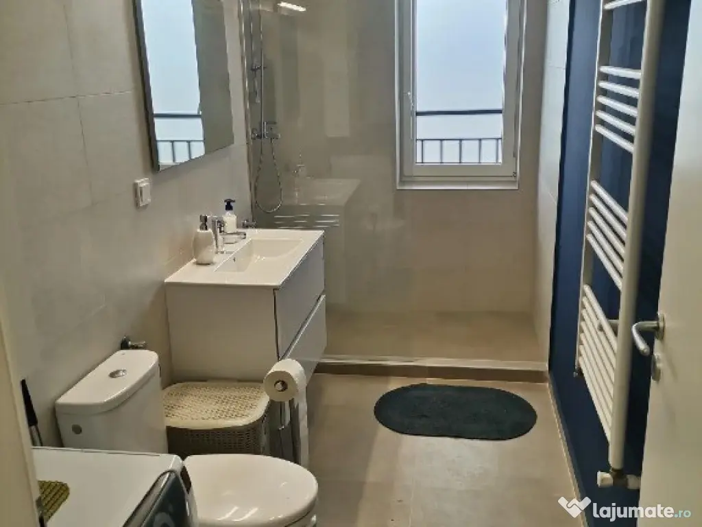 1 camera in zona Soarelui