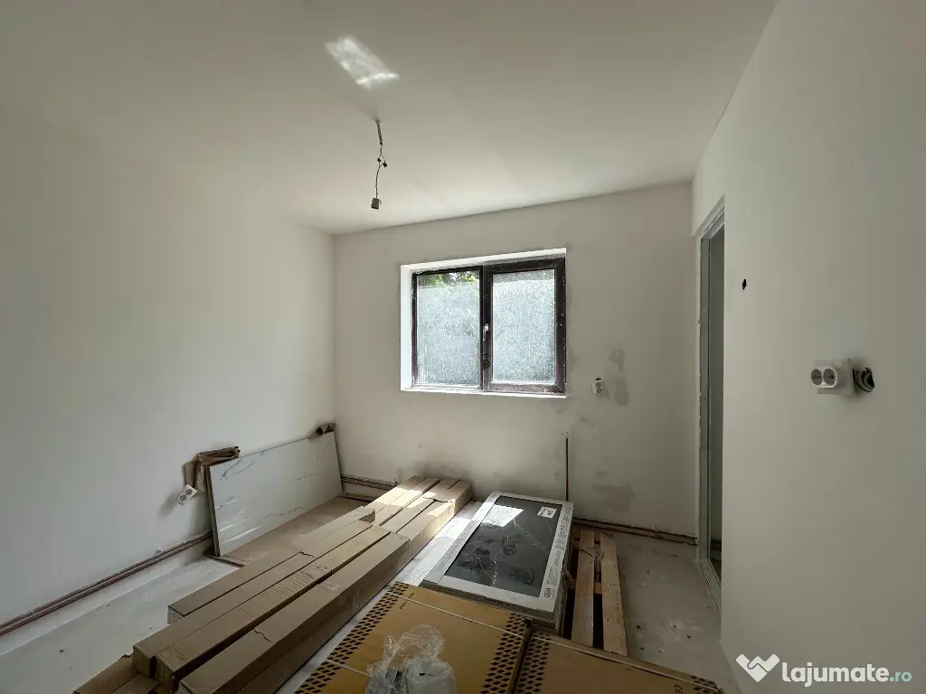 VIGAFON - Casa 5 camere Urlati