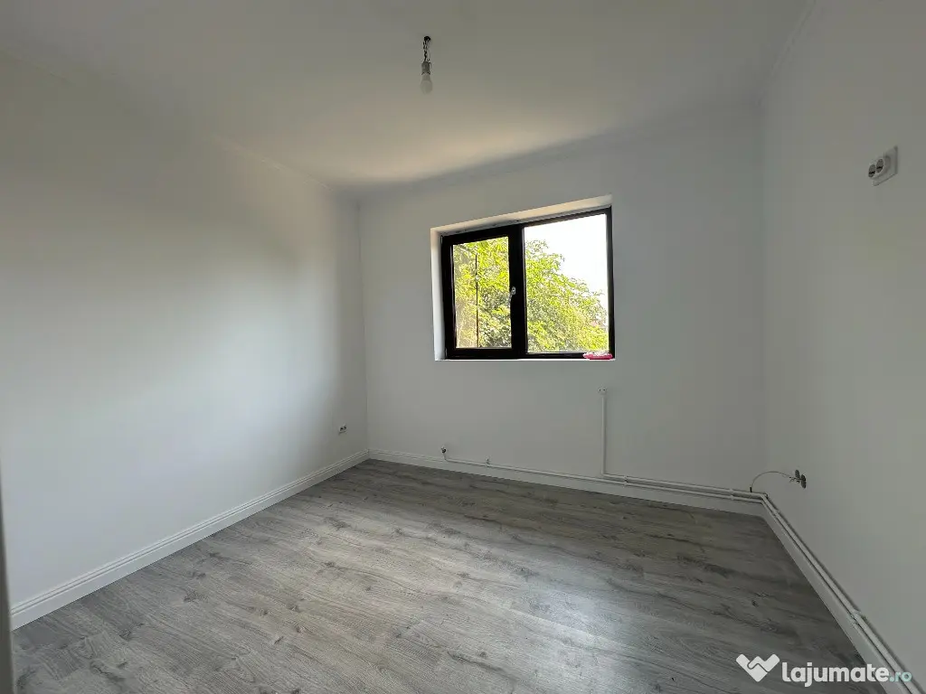 VIGAFON - Casa 5 camere Urlati