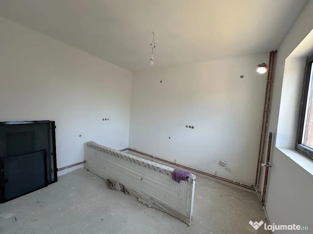 VIGAFON - Casa 5 camere Urlati