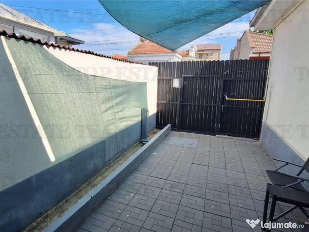 Casa moderna, complet mobilata, 3 camere - zona Stadion, Con