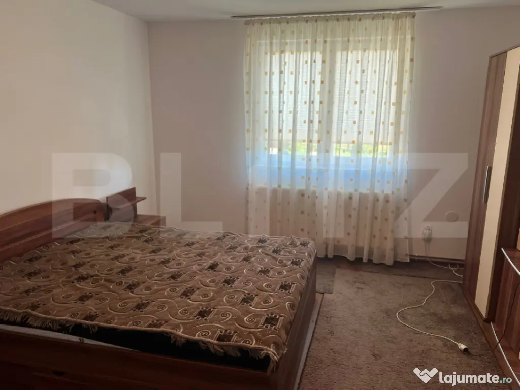 Casă 309 mp, teren 1083 mp, Rușii-Munți