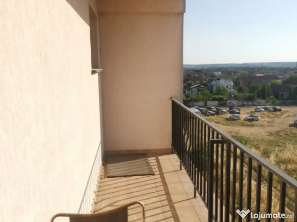 Apartament 2 camere, 3 balcoane, 86mp, loc de parcare inclus