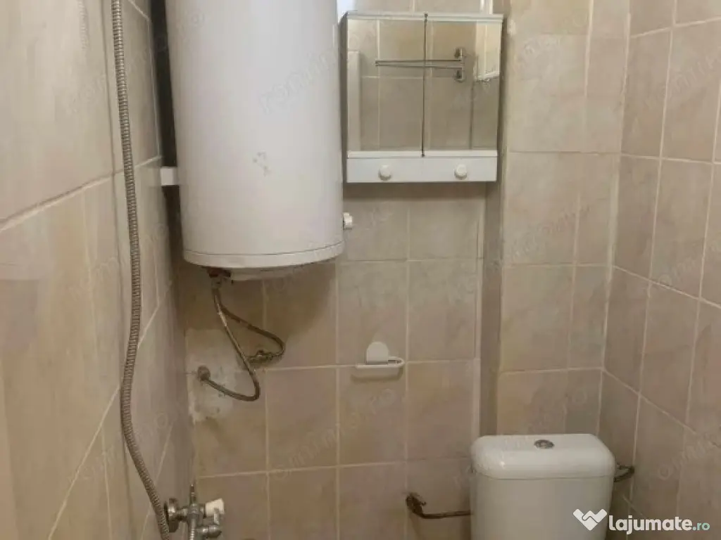 1 camera in zona Spitalului Judetean 