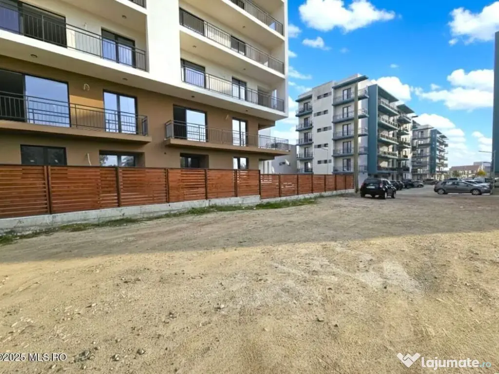 Mamaia Nord - Ibo Residence Corp T2, Spatiu Comercial cu ...