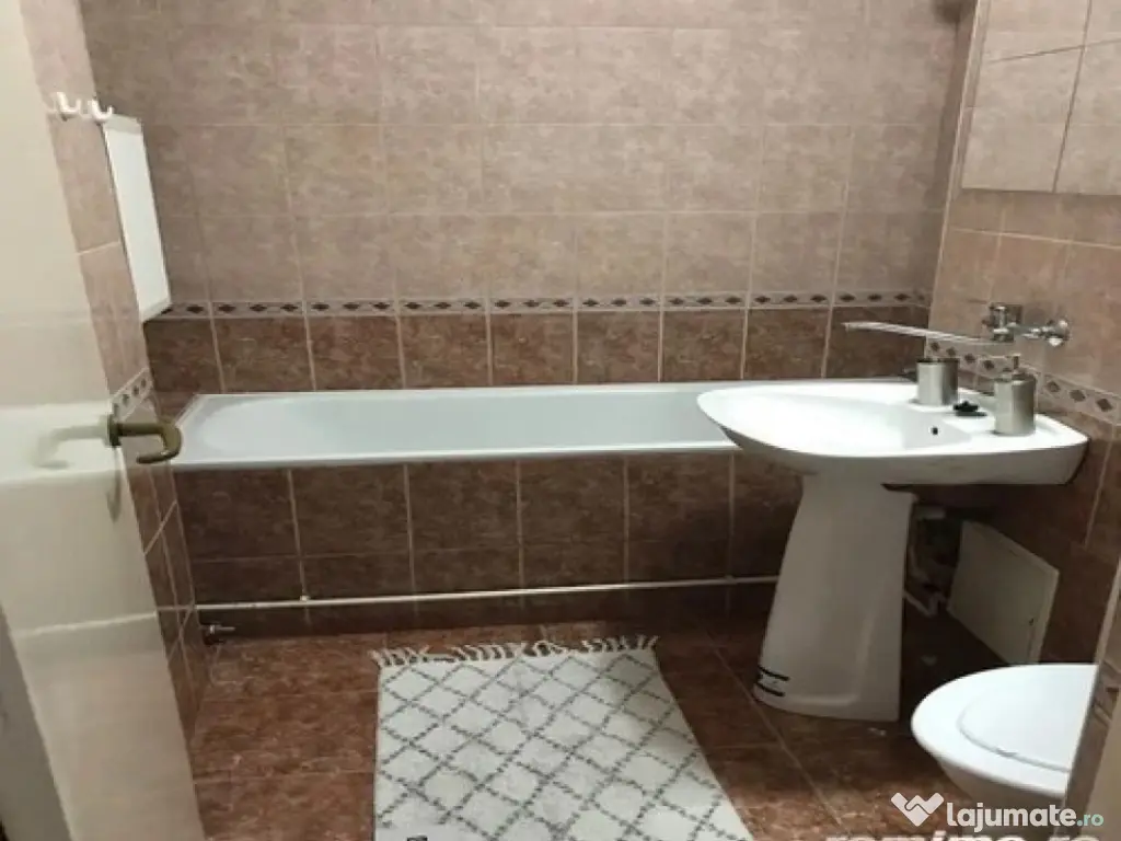 1 camera in zona Gheorghe Lazar