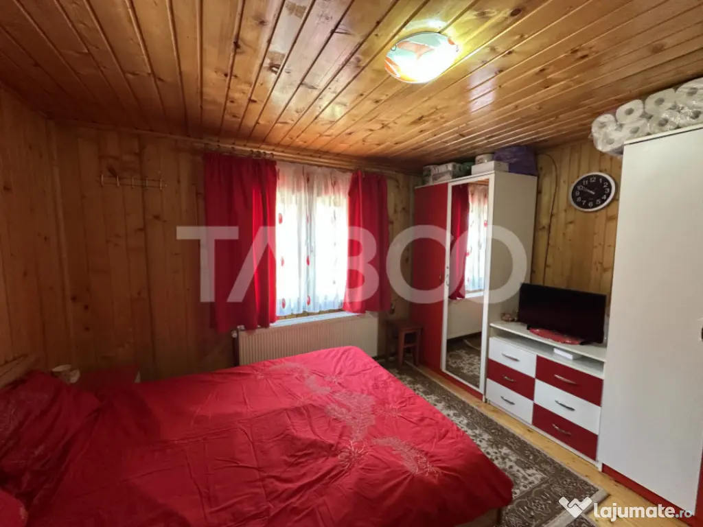 Cabana spatioasa la 5 km de Partia Sureanu complet utilata