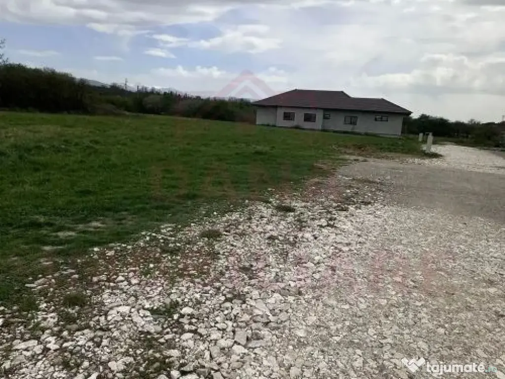 TEREN INTRAVILAN DE VÂNZARE,-520 mp,-CARANSEBEȘ\PIPIRIG...