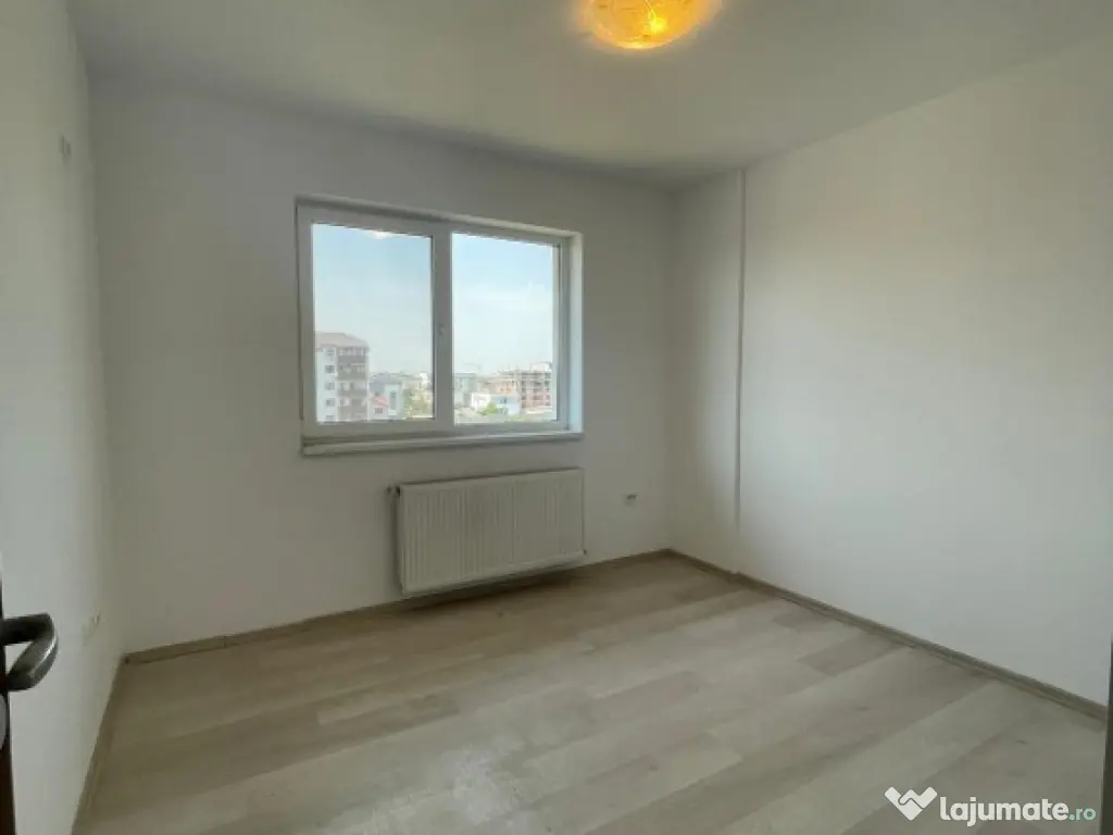 Apartament cu 3 camere | str. Smaraldului | Loc de parcare 