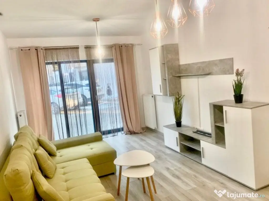 Apartament 2 camere decomandat - zona Tractorul.