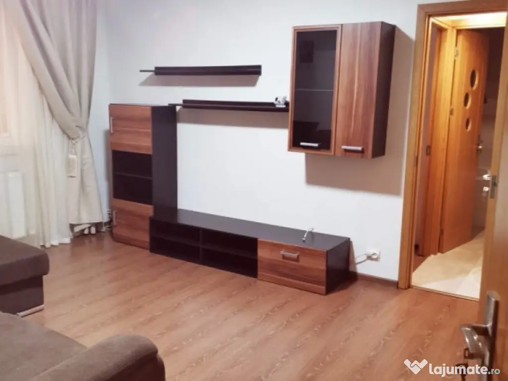 Apartament 2 camere Tractorul 