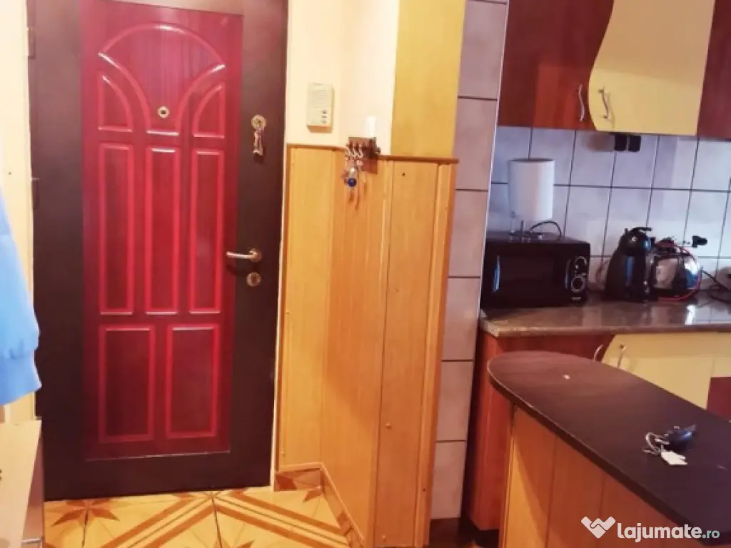 Apartament 2 camere Tractorul 