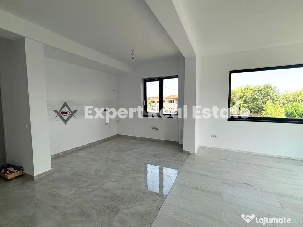 VILA INDIVIDUALA-CORBEANCA -LAGUNA ALBASTRA 