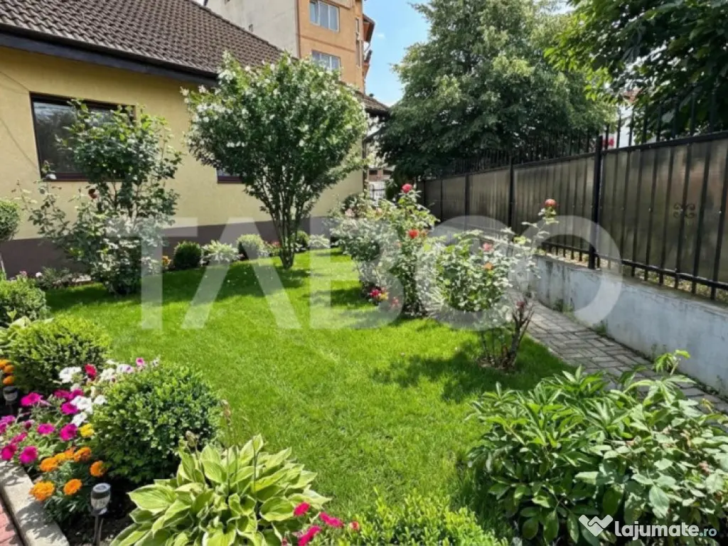 Casa 8 camere individuala curte libera 300mp zona Calea Popl 