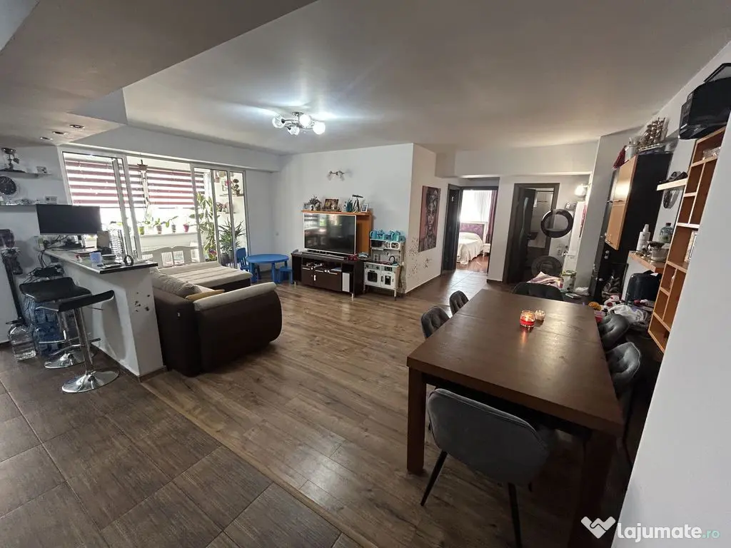 Apartament 3 camere Tomis Nord 