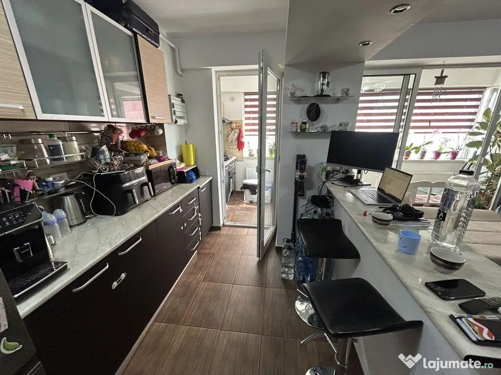 Apartament 3 camere Tomis Nord 