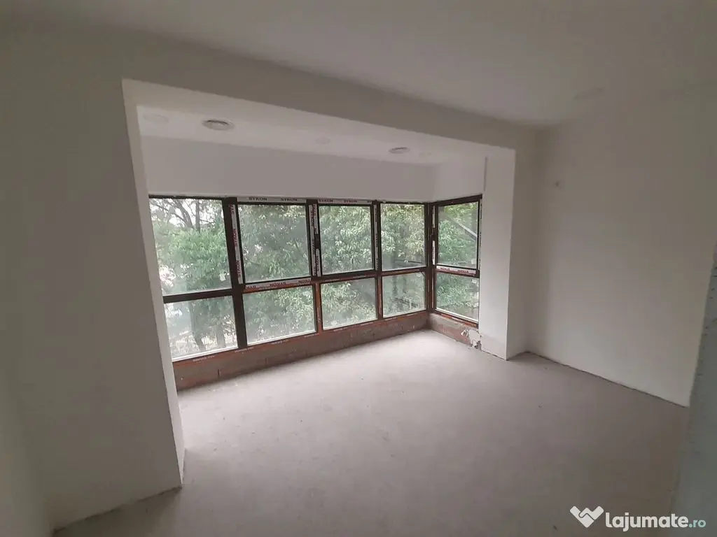 Cladire birouri D+P+E+M in zona Titan 