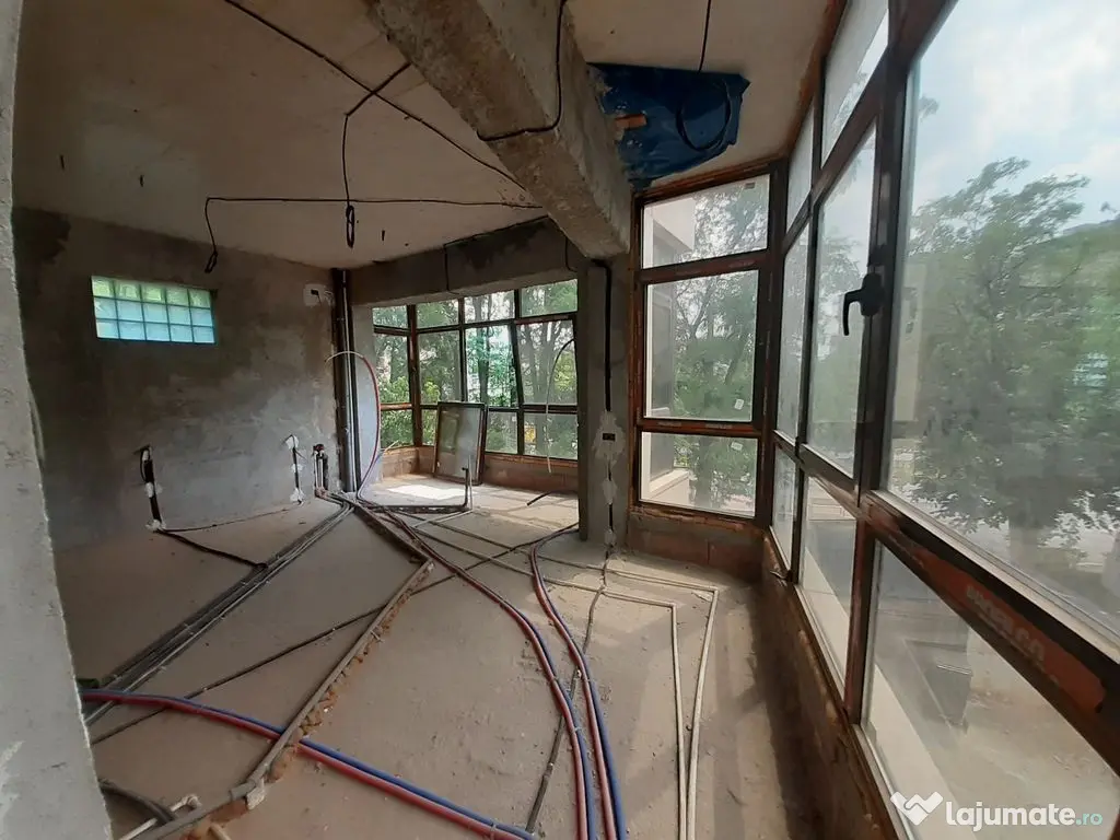 Cladire birouri D+P+E+M in zona Titan 