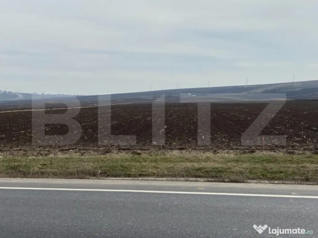 Teren extravilan, de vanzare, 6700 mp, zona exterior vest