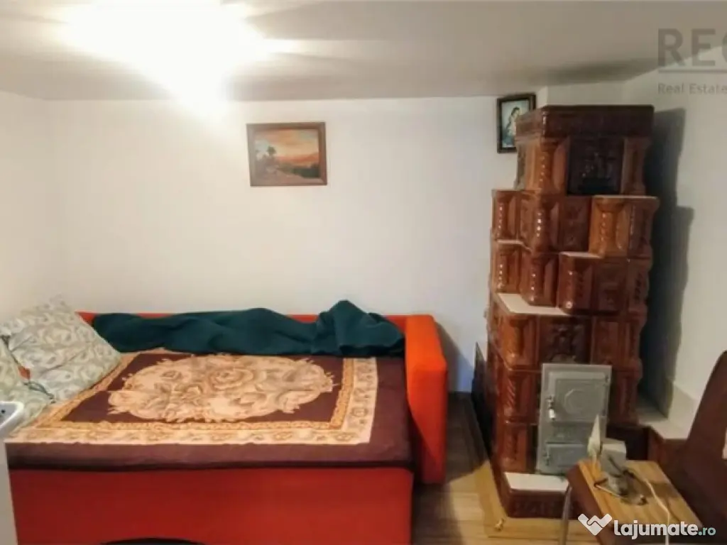 Casa renovata 4 camere cu teren 1800m Smeeni