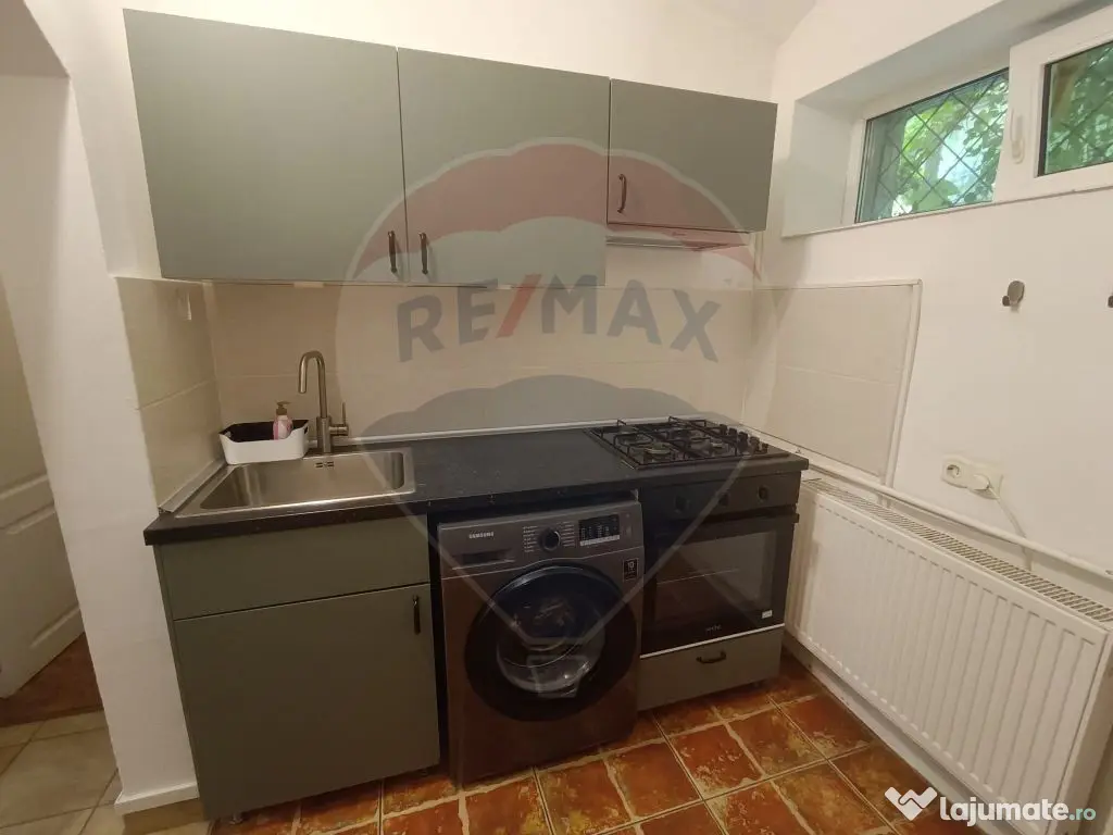 Apartament de inchiriat la 1 minut de Piata Mare 