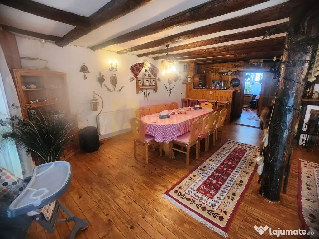 Vila de vacanta de vanzare in Busteni - Zona Zamora 