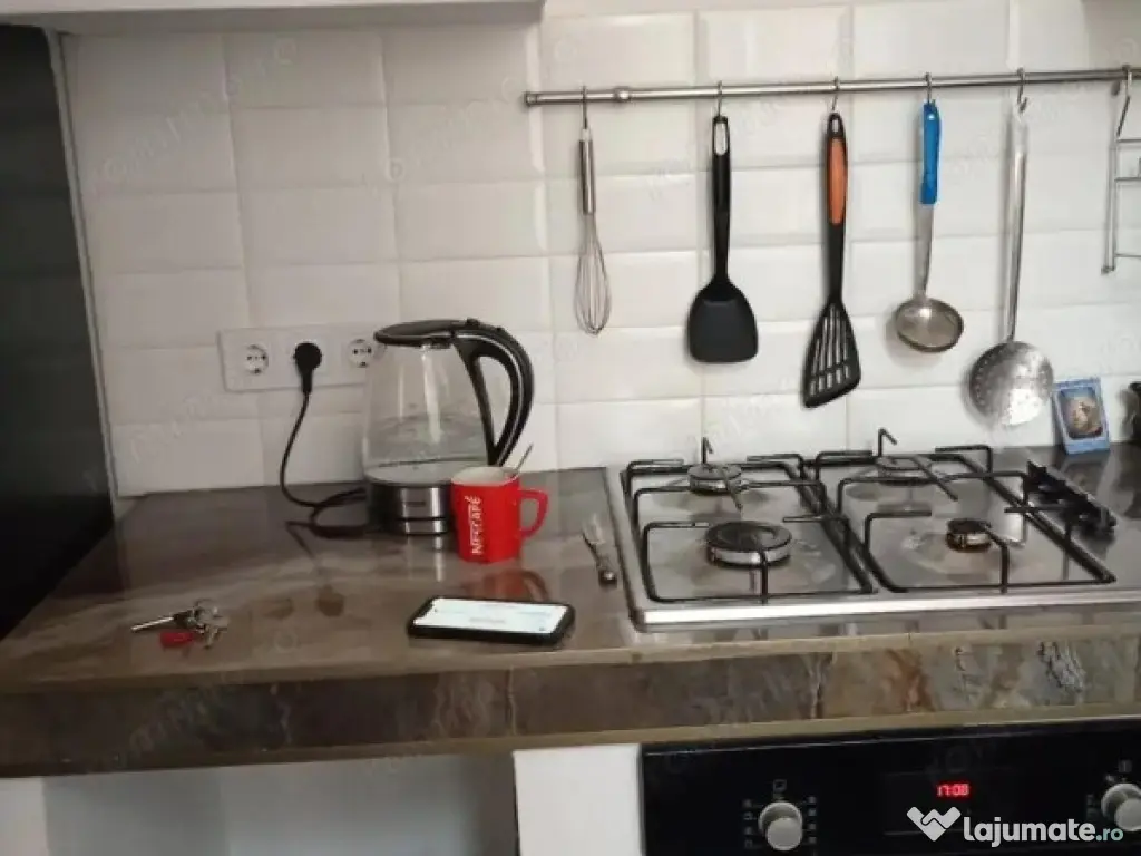 Garsoniera in zona Universitate