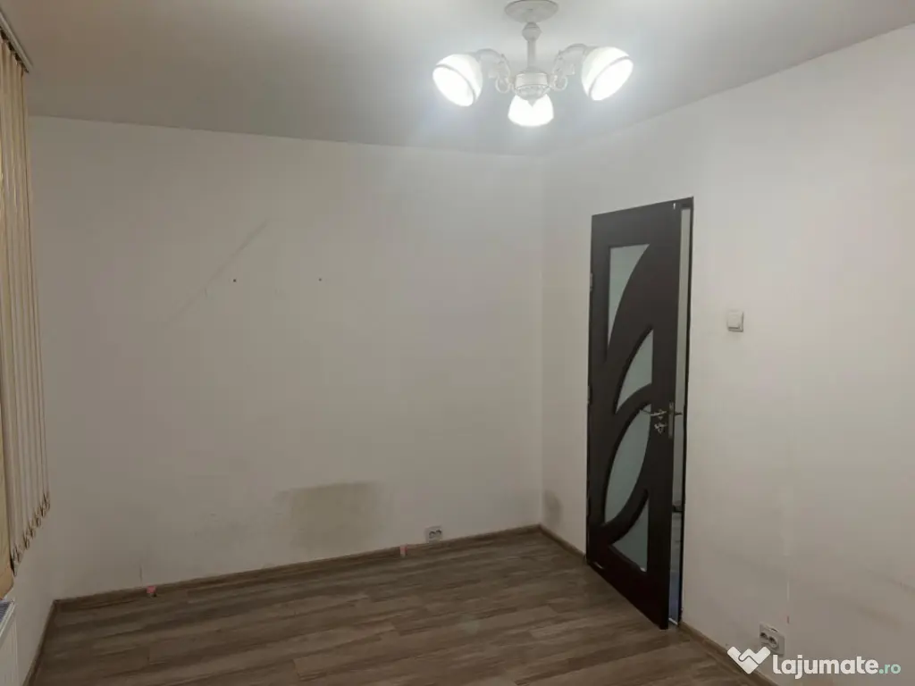 Apartament 60 mp, 2 camere semidecomandat-CV9