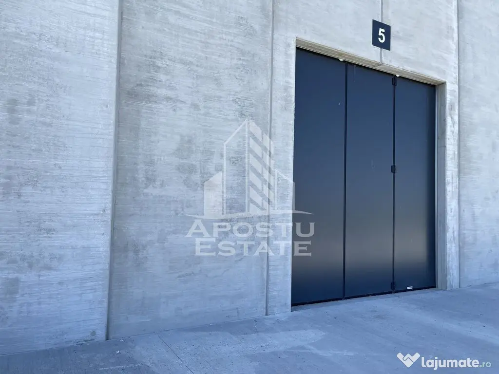 Hala in parc industrial, depozitare sau productie, 523 mp