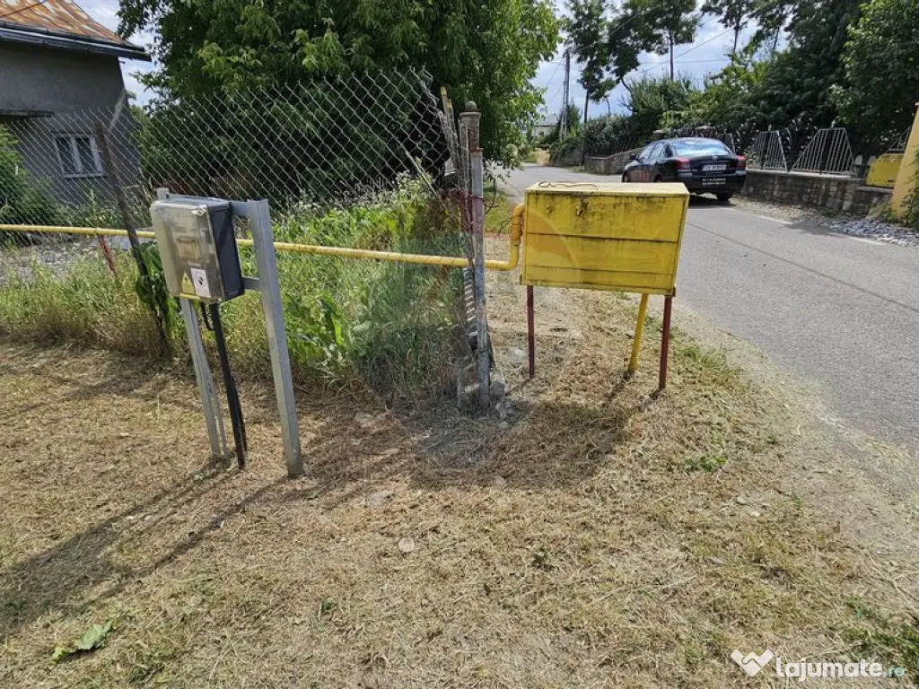 Casă / Vilă, teren 1700mp, în Lisaura-Ipotești, Suceava 