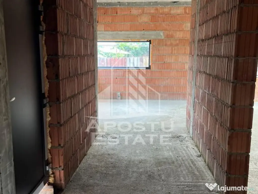 Casa individuala cu 4 camere si teren de 670 mp, Parta, c...