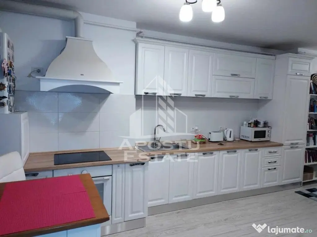 Apartament cu 2 camere, bloc nou, zona Soarelui