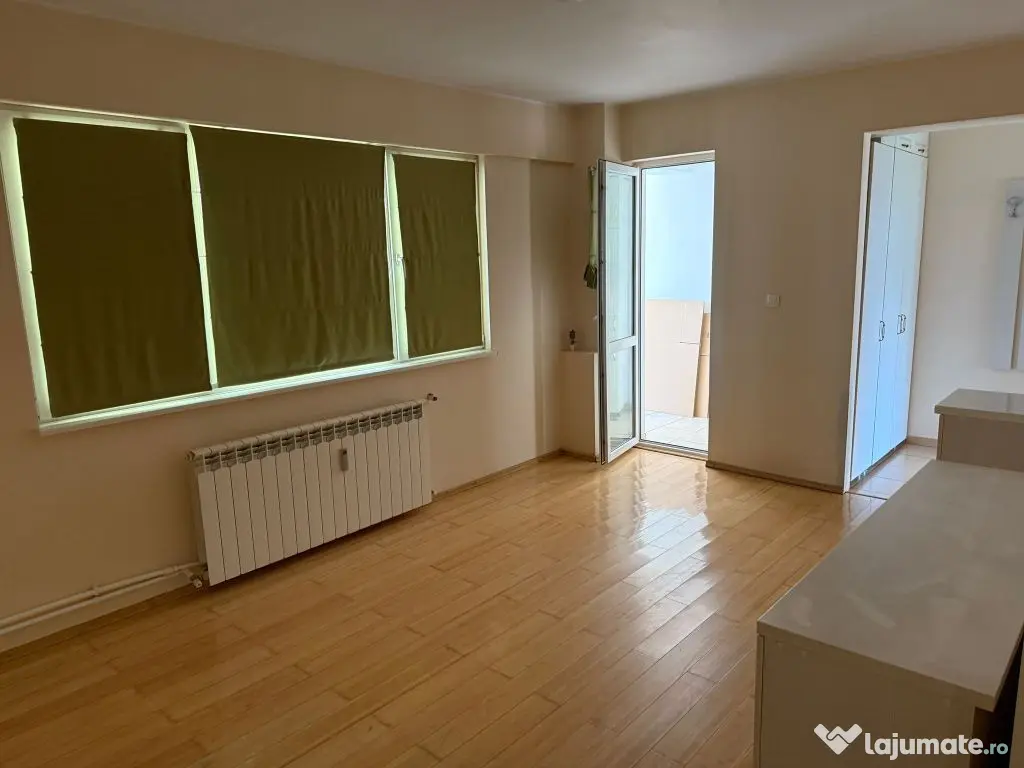 Studio Tomis Nord de vanzare