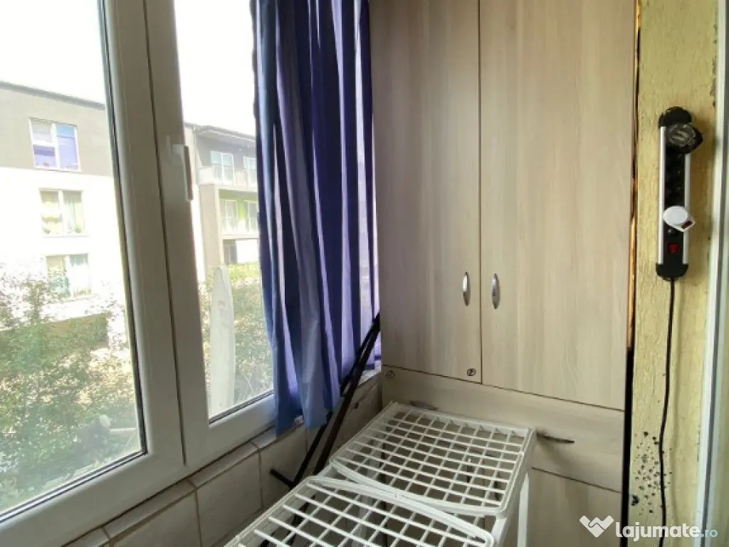 Apartament 3 camere, 72mp, etaj 1, parcare, zona Florilor