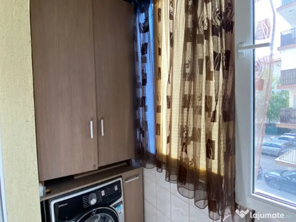 Apartament 3 camere, 72mp, etaj 1, parcare, zona Florilor