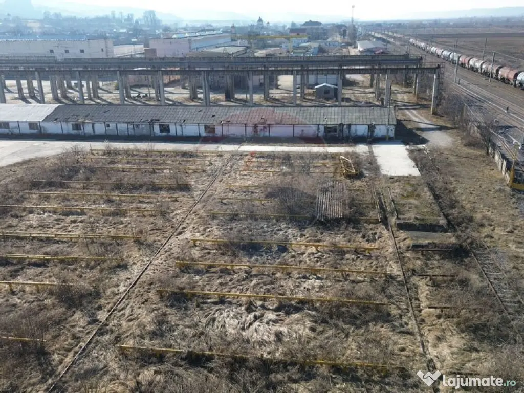 Spațiu industrial de 18.400mp teren plus facilitati indu...