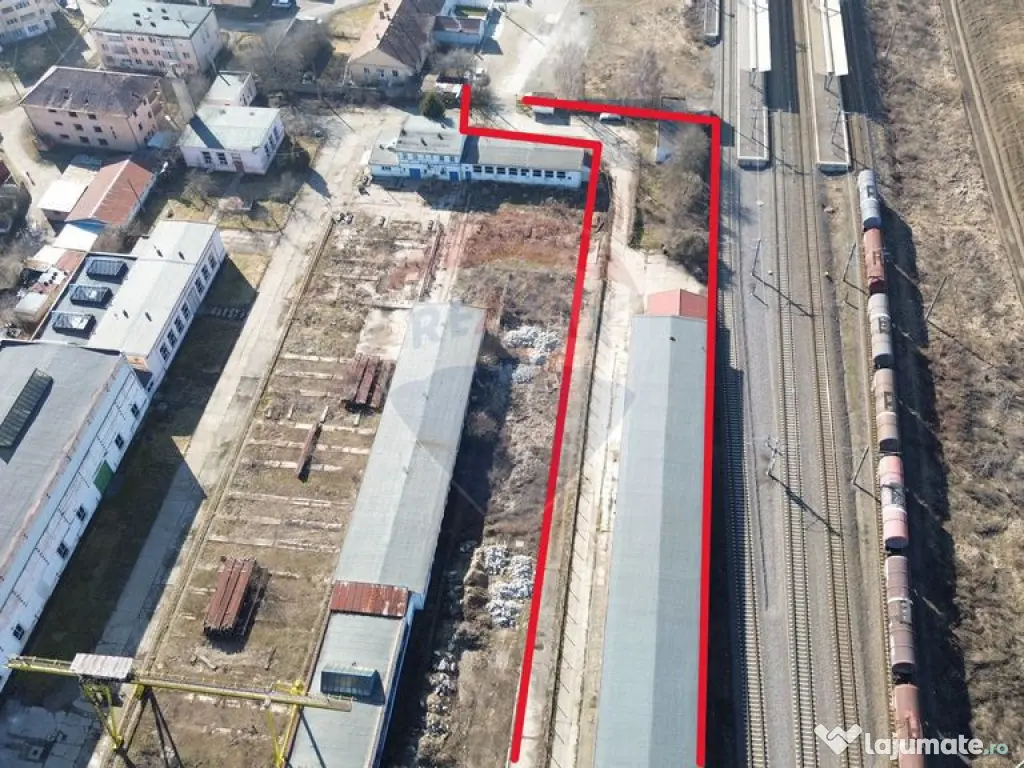 Spațiu industrial de 18.400mp teren plus facilitati indu...
