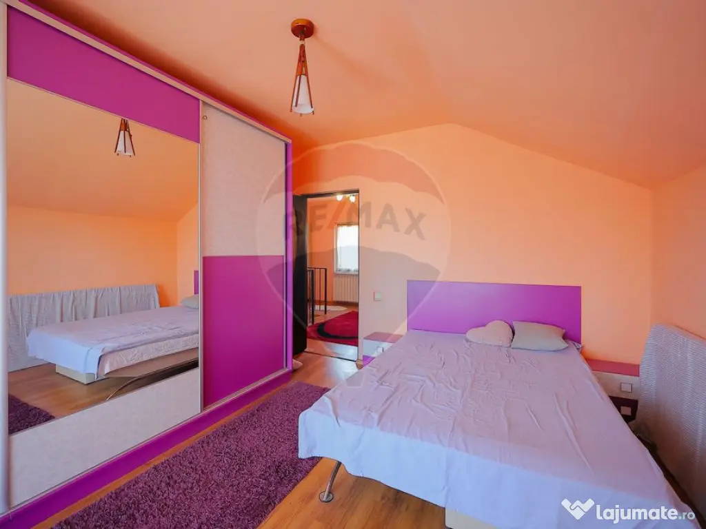 De vânzare casă cu 3 camere și teren 950 mp în Mihai ... 