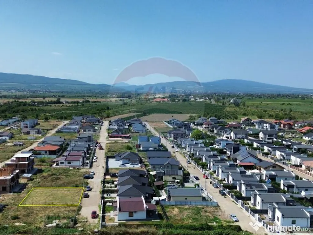 Teren 521mp Campineanca / Strada Doctor Carnabel 