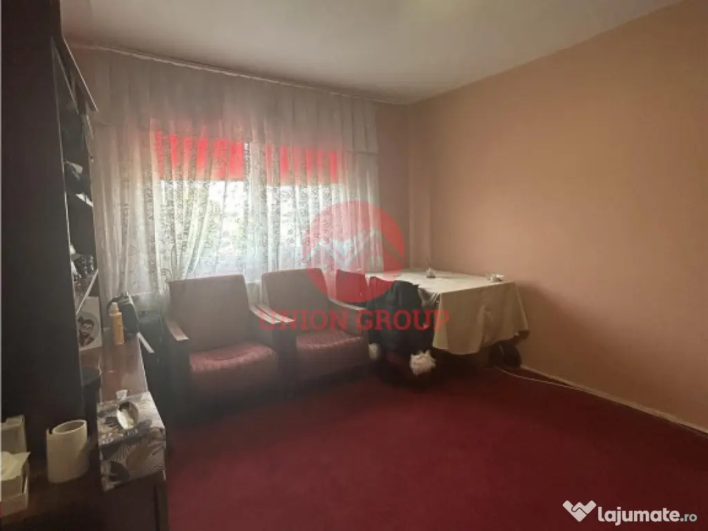 Apartament 3 camere, decomandat, Navodari