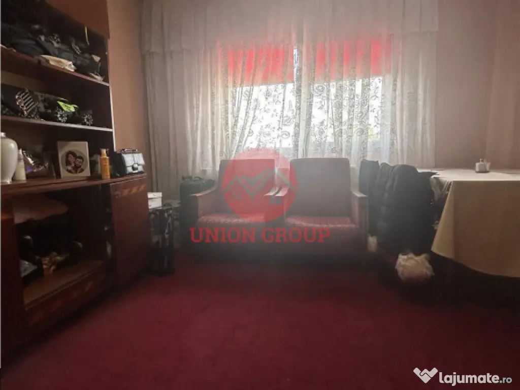 Apartament 3 camere, decomandat, Navodari