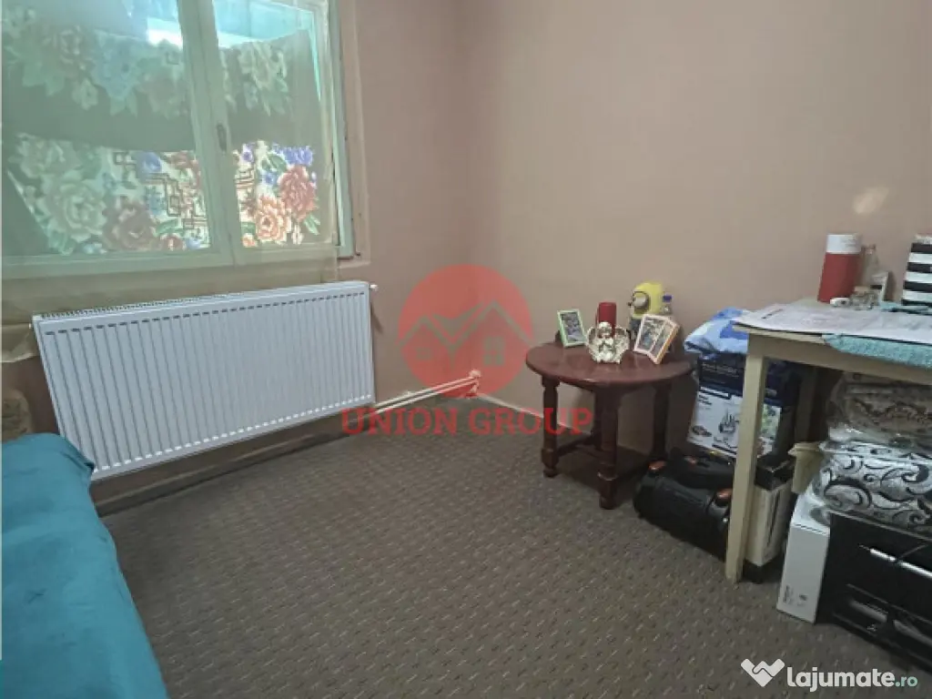 Apartament 3 camere, decomandat, Navodari