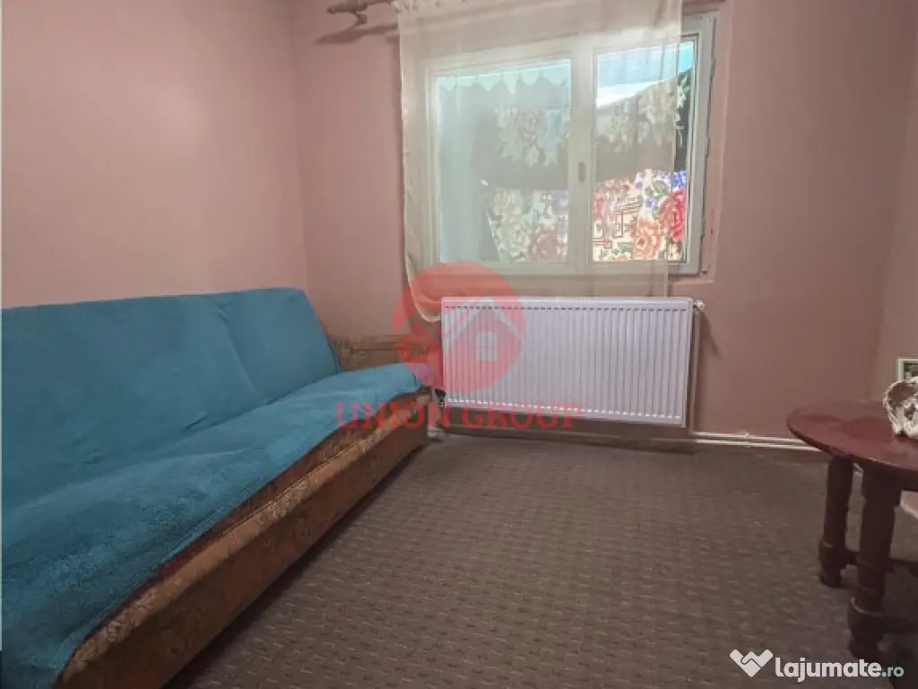 Apartament 3 camere, decomandat, Navodari