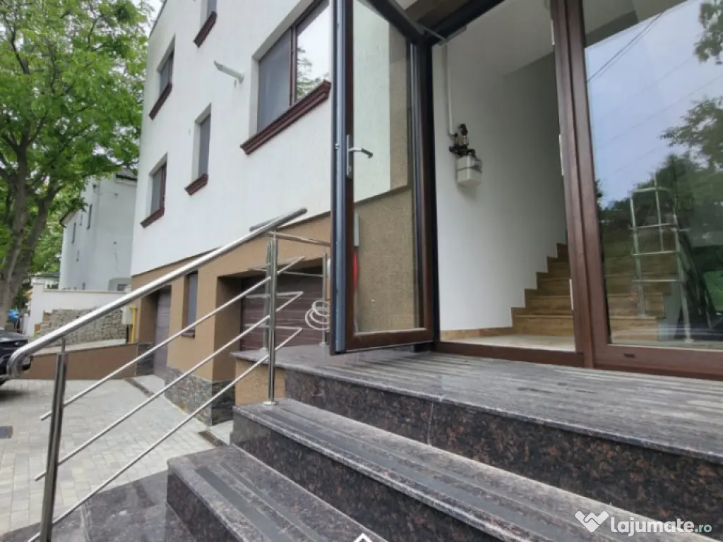 EXCLUSIV: apartament la VILA + GARAJ | Copou 