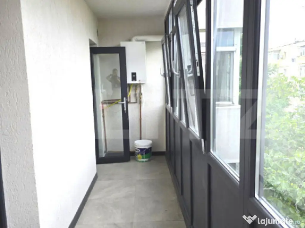 Apartament cu 3 camere in Dacia renovat complet