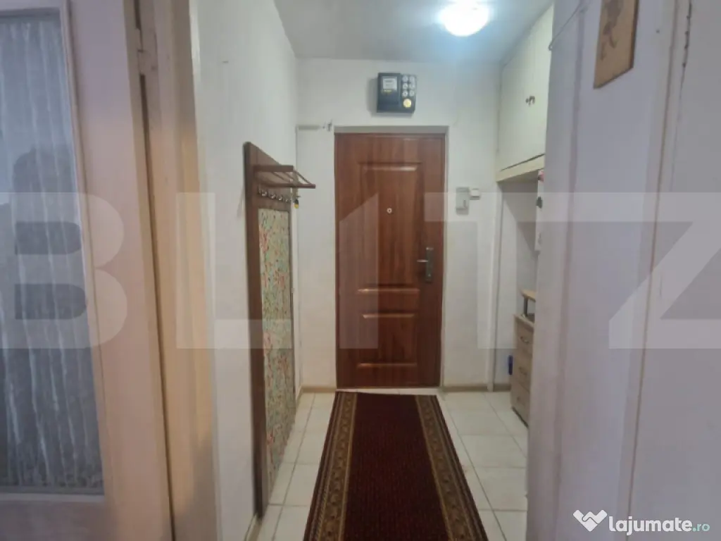 Apartament cu 2 camere, etaj intermediar, luminos, circular