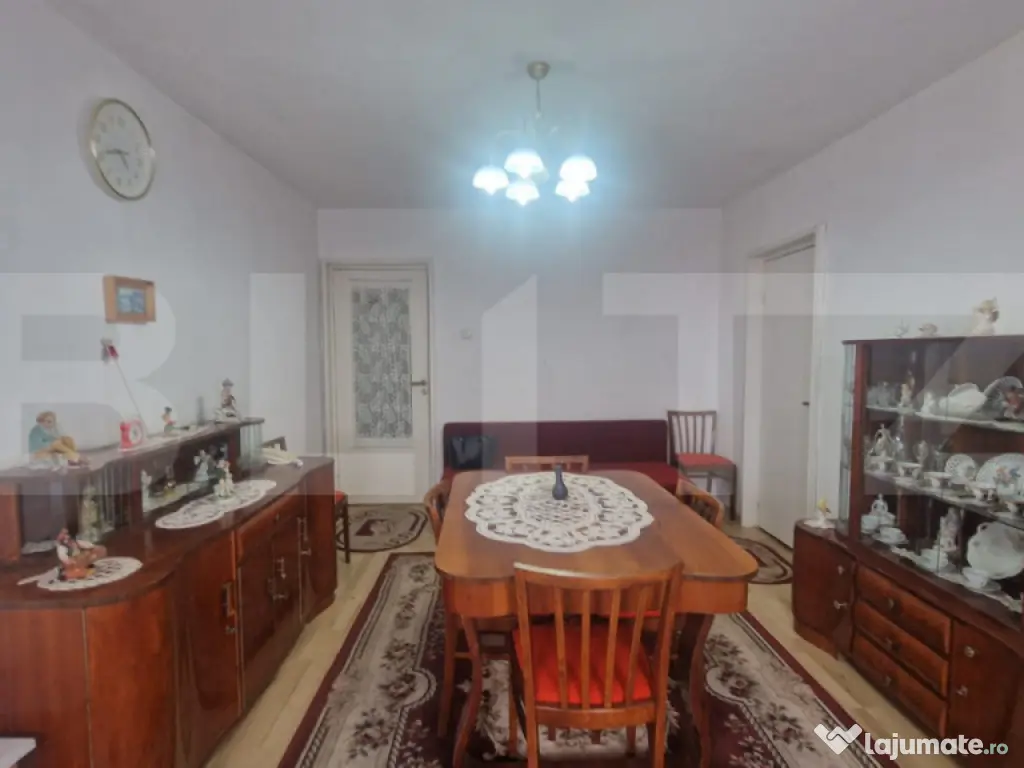 Apartament cu 2 camere, etaj intermediar, luminos, circular