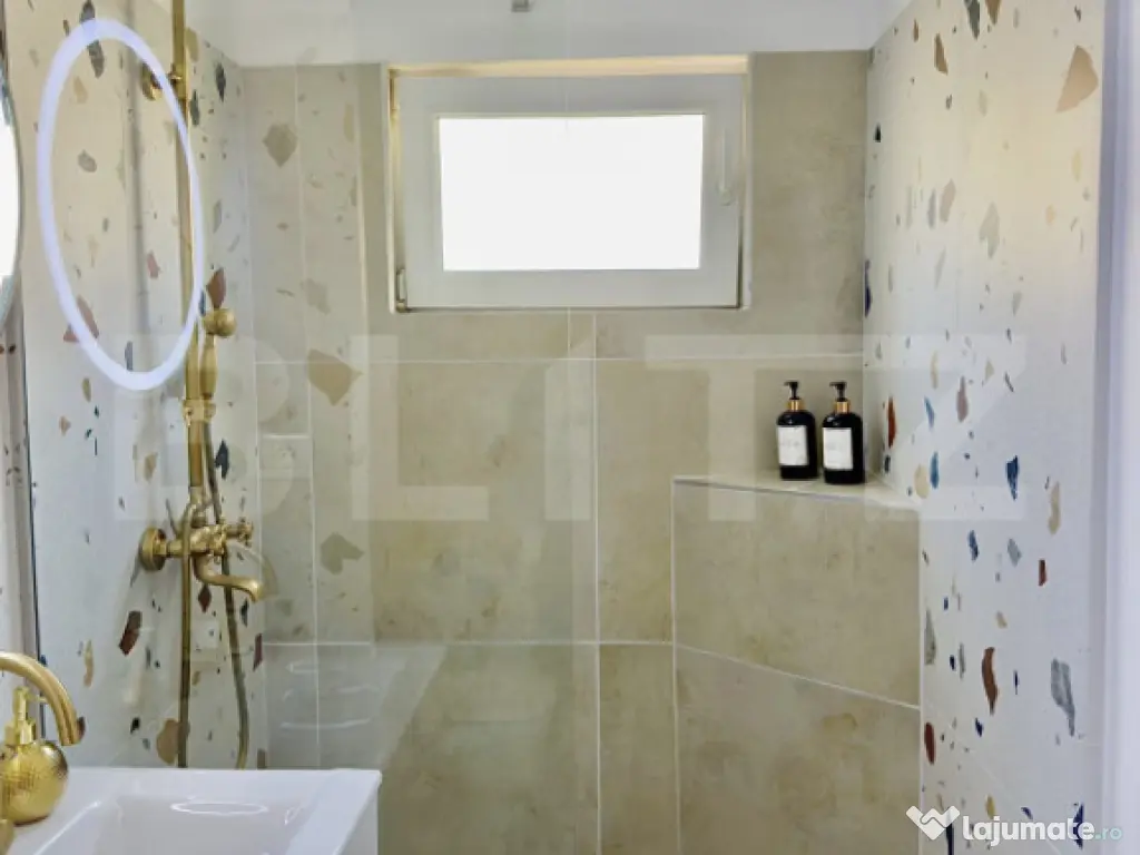 Apartament deosebit cu 3 camere, etaj 3/5, Zona Spitalul Jud