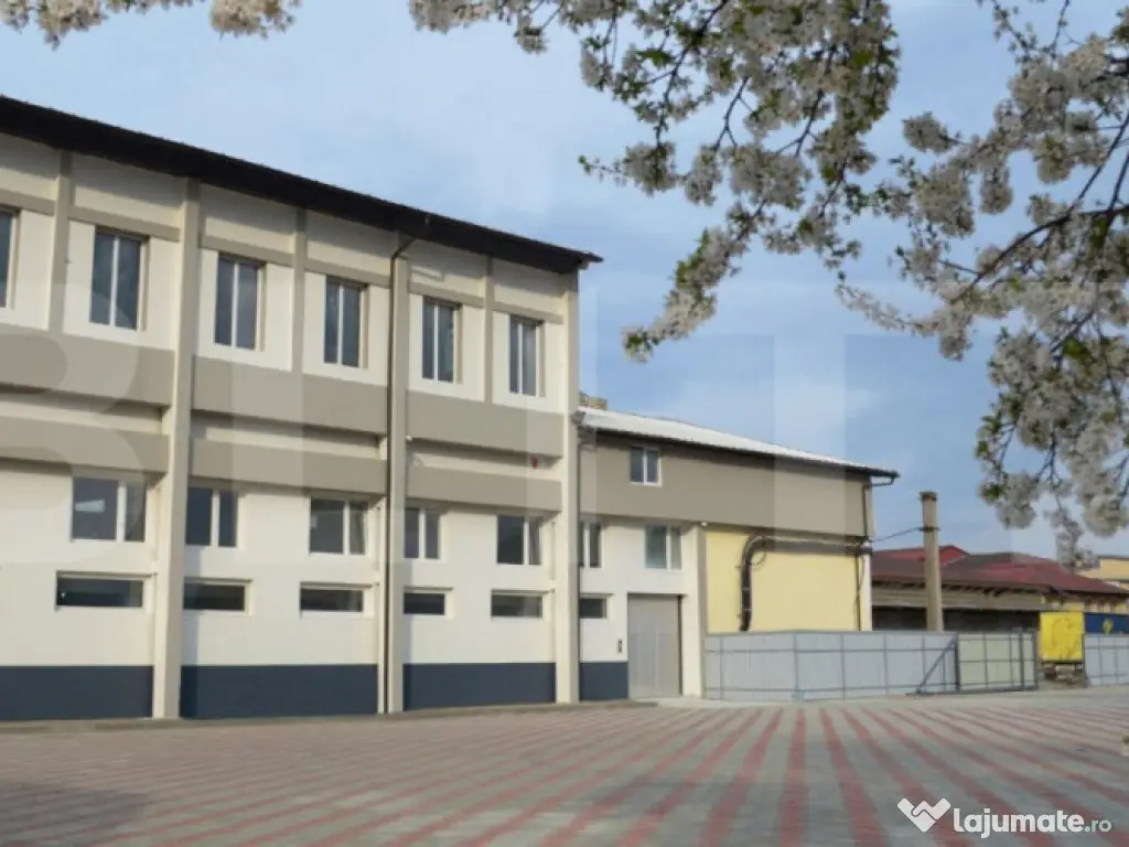 Spatiu industrial, 1890 mp + teren 10450 mp, zona Burdujeni 