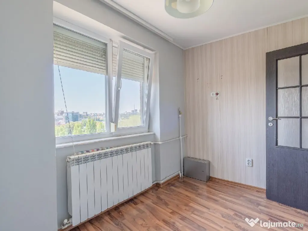 Apartament 3 camere | Piata Ovidiu | Vedere spre mare si por 